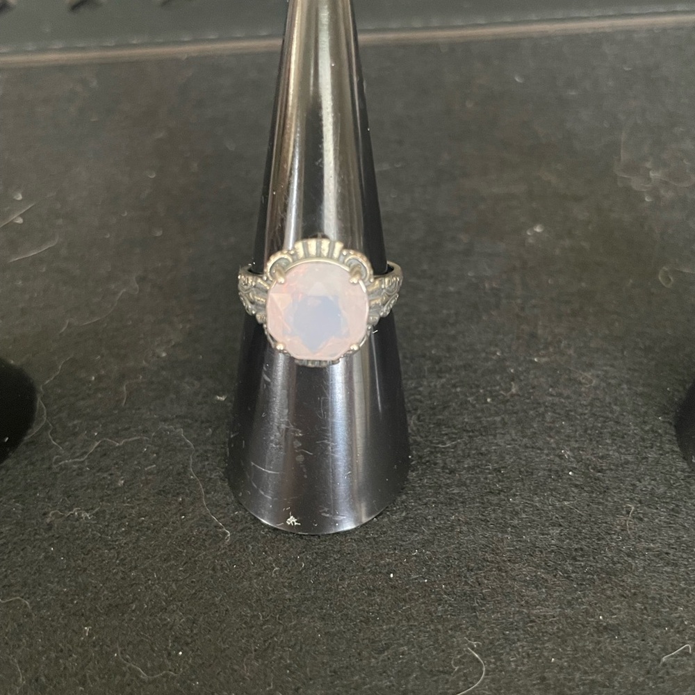 Elegant 925 Sterling Silver and Authentic Lavender Quartz Gemstone Ring